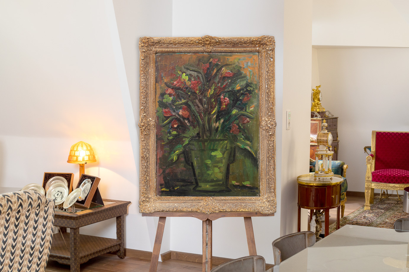 Gustave de Smet (1877-1943)  - Vase de fleurs, Huile sur toile contrecollée sur panneau