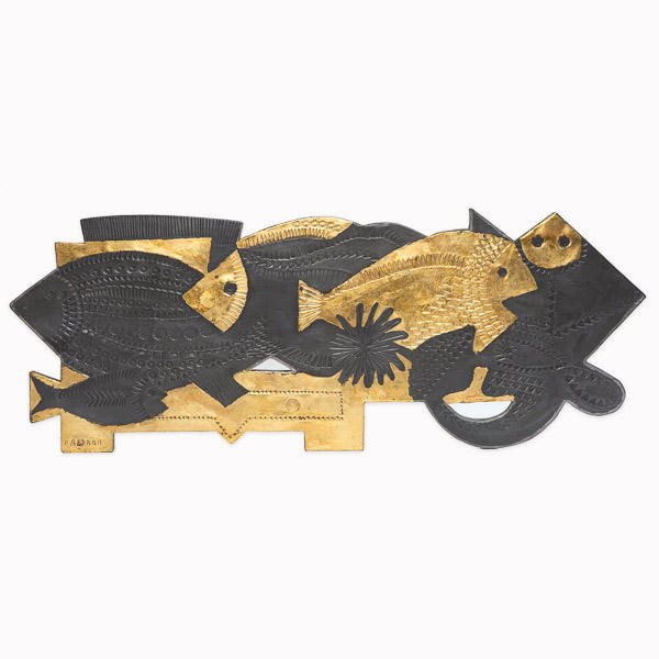 Roger CAPRON (1922-2006)  - Les poissons, plomb poinçonné doré partiellement à la feuille d'or